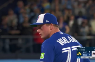 (Point culminant) LA FOULE ÉTAIT BRUYANTE POUR CE W 🔊 Louis Varland obtient son deuxième arrêt en championnat 🙌