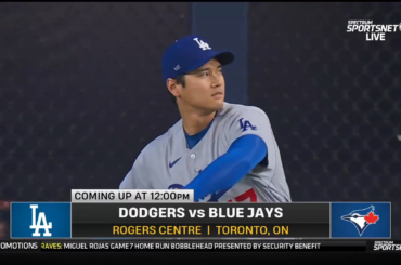 Shohei Ohtani porte l'initiale « MR » sur son chapeau pour le match d'aujourd'hui en l'honneur du père de Miguel Rojas, Miguel Rojas SR