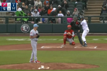 L'espoir n°27 au classement général, George Lombard Jr., frappe un circuit contre un Zack Wheeler en réadaptation en Double-A. Lombard Jr. compte actuellement un OPS de 1,119 en 13 matchs jusqu'à présent cette saison.