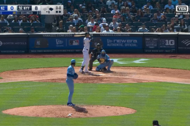 (Point culminant) Cody Bellinger donne aux Yankees une avance à deux chiffres avec son deuxième circuit du match !
