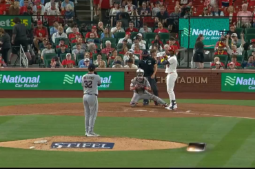 (Point culminant) L'évasion de Jordan Walker se poursuit avec son 8e circuit de la saison en tête de la MLB !