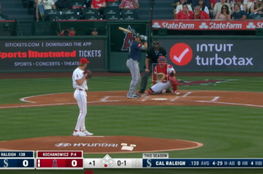 Rediffusions et angles des trois vols de home run de Jo Adell ce soir