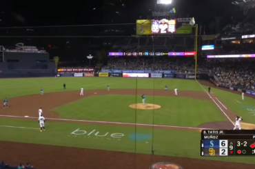 Les 5 points de la victoire des Padres à la 9e manche