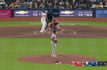 (Point culminant) Yordan Alvarez sur le pont supérieur