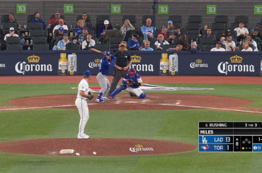 Un 2e HR de la soirée de Dalton Rushing pour porter le score à 14-1 pour les Dodgers !