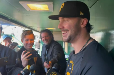 (Guerriero) "Il va être le visage des Pirates pendant longtemps." -Paul Skenes sur Konnor Griffin