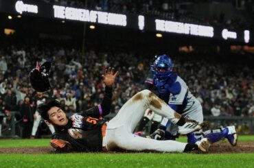 La caméra surprend un joueur des Dodgers rejetant grossièrement la blessure de Jung Hoo Lee des SF Giants