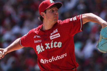 Trevor Bauer signe avec les Long Island Ducks pour un retour aux États-Unis