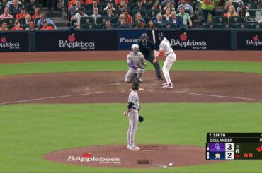 Faute de frappe de superposition d'annonce numérique dans les Rocheuses