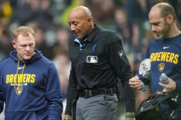 L'arbitre Bucknor quitte Rays-Brewers après qu'une faute ait touché le masque