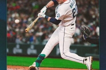 Malgré les efforts des Mariners pour revenir, les Yankees tiennent bon et assurent la victoire en série à Seattle.