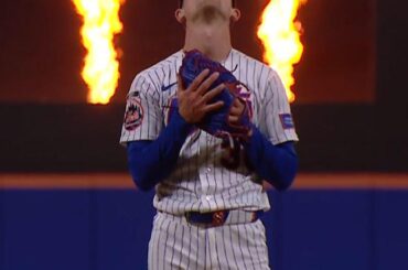 Luke Weaver regarde vers le ciel après avoir éliminé les Twins, mettant fin à une séquence de 12 défaites consécutives