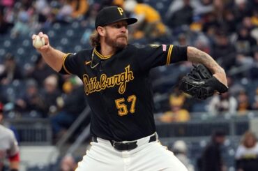 Devenski des Pirates suspendu pour avoir lancé sur Stewart des Reds