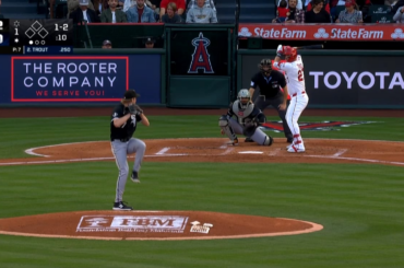 Mike Trout réussit son 11e circuit de l'année pour inscrire les Angels au tableau