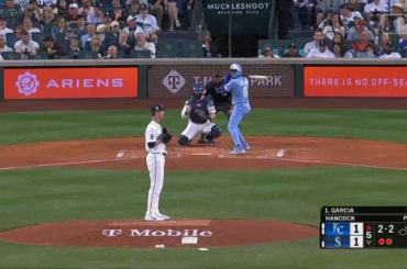 Lors d'une soirée où les Mariners honorent Randy Johnson, Emerson Hancock compte désormais 11 retraits au bâton, un sommet en carrière en 5 manches.