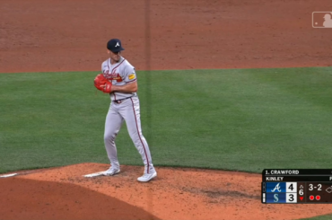 JP Crawford lance un MOONSHOT à droite pour un home run de 2 points et une avance de 5-4 pour les Mariners au 6e