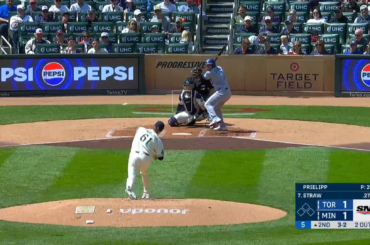 (Point culminant) Myles Straw place les Blue Jays au sommet !