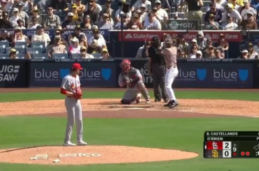 La séquence complète de 9 lancers sur laquelle Nick Castellanos a frappé le circuit égalisateur